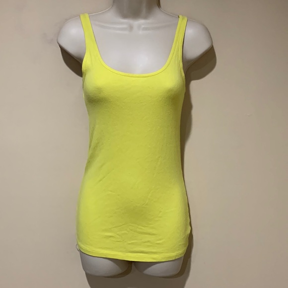 Old Navy Tops - Old Navy tami tank